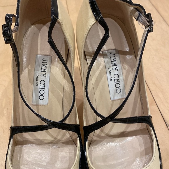 Jimmy Choo Patent Leather 133 Twist Nude Black Buckle Pointed Toe Heels Pumps 38 - Picture 7 of 16